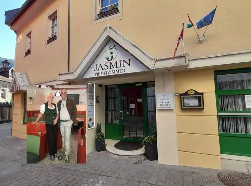 Jázmin panzió bőséges reggelivel közös konyhával a centrumban