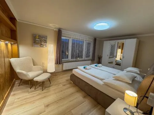 White Pearl Apartment