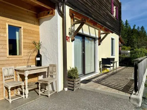 Ferienwohnung mit Garten in ruhiger Lage am Waldrand