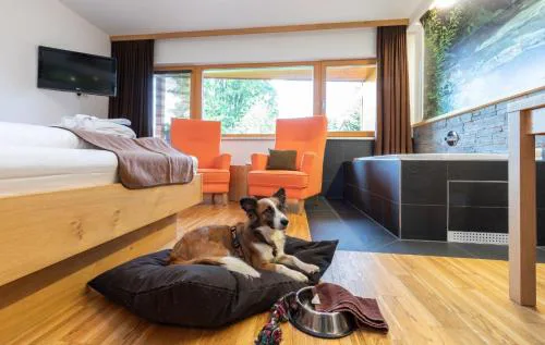Almfrieden Hotel & Romantikchalet
