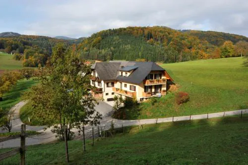 Gasthaus - Gästehaus Schusterbauer