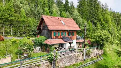 dieKELLERSTÖCKL Das Almstöckl mit Jacuzzi