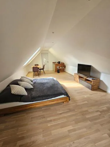 Make Apartment
