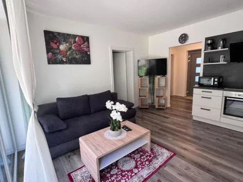 Sorinas Home - Comfortable Apartment near Graz - Free Parking