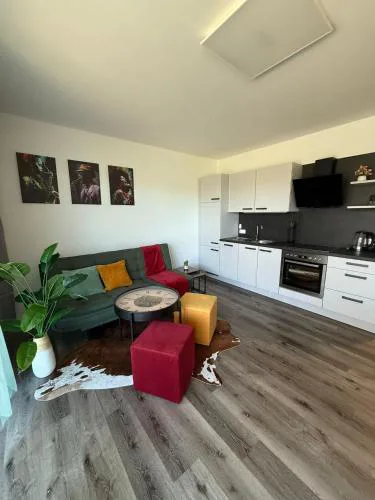 Sorinas Home - Comfortable Apartment near Graz - Free Parking