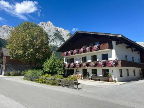 Ahrnerhof