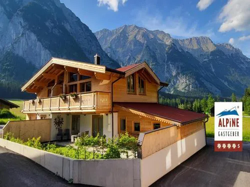 Apartment In Leutasch with garden