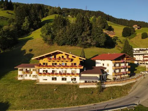 "Adamerhof"