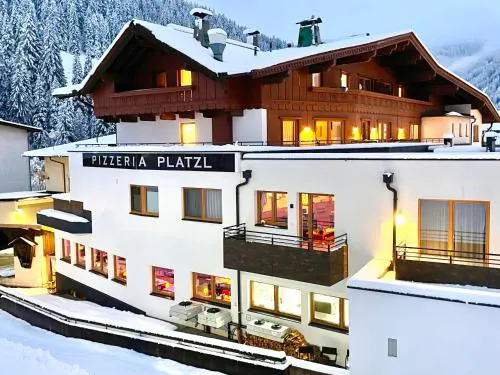 Aparthotel Dorfplatzl Garni Apartments & B&B