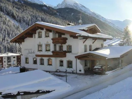 Jakob, Landhaus
