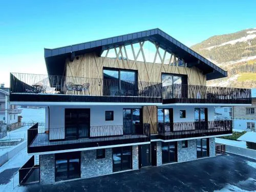 Chalet in Zillertal near Ski Slopes & Whirlpool
