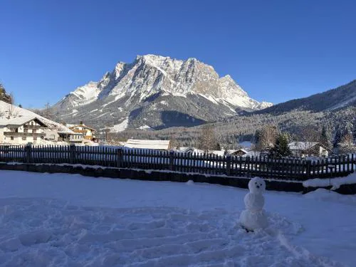 Alpinum Hostel