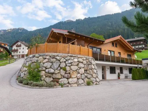 Apartment in Tyrol near Ski Lift