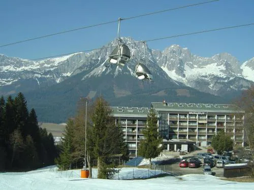 Apartment in Ellmau with Ski-In Access