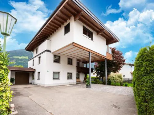 Apartment in Fügen near Spieljochbahn