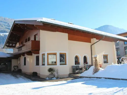 Apartment Hundsbichler-2 by Interhome