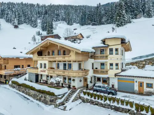 Appartement Sonne im Ferienhaus Johanna - Mayrhofen-Hippach- In der Nähe von der Skipiste