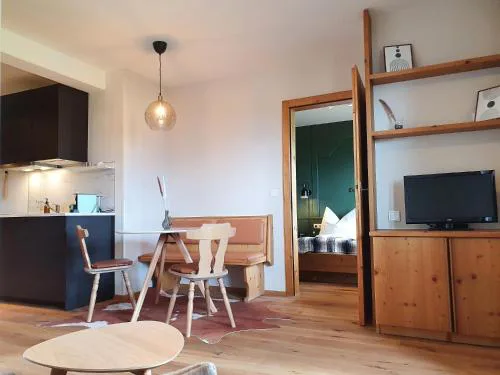 Alpenflair Apartment mit Balkon - inkl Parkplatz #5
