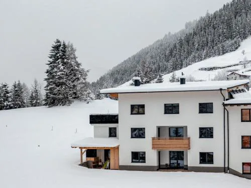 Apartment Leo-2 by Interhome