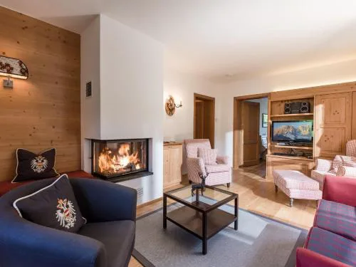 Landhaus Kitzhorn Appartement Hahnenkamm - by NV-Appartements
