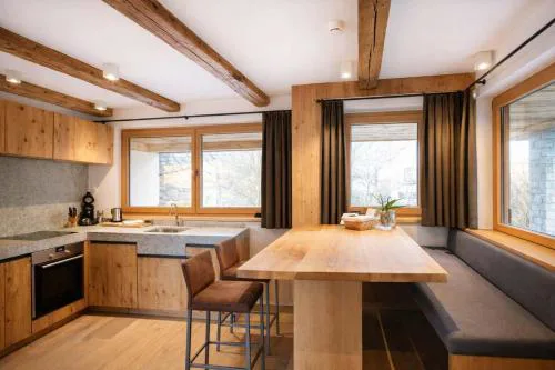 SportLodge RACING SUITE - AlpenLuxus Collection