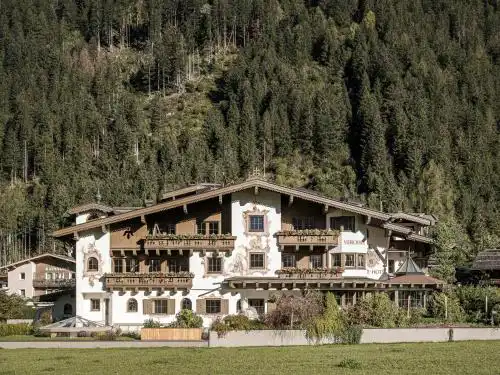 Apparthotel "Landhaus Veronika"
