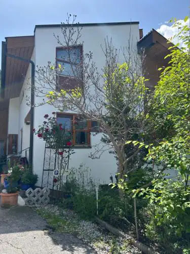 Bijou Homestay II - Mansarde Room w Mountain View