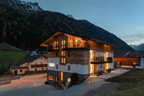 Kristall Apartments