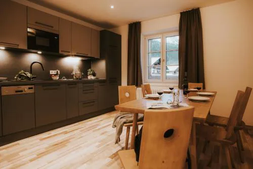 Murrmel Apartments