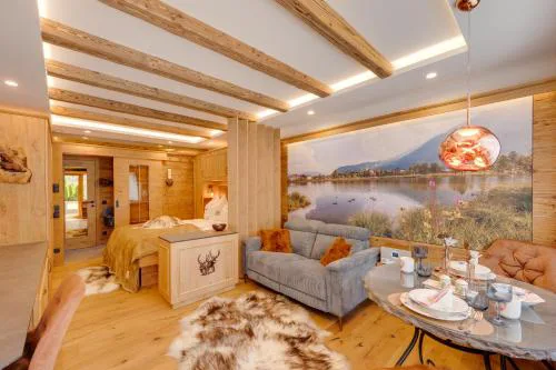 Seefeld ALPIN - Rustikales TIROLER CHALET Studio Apartment