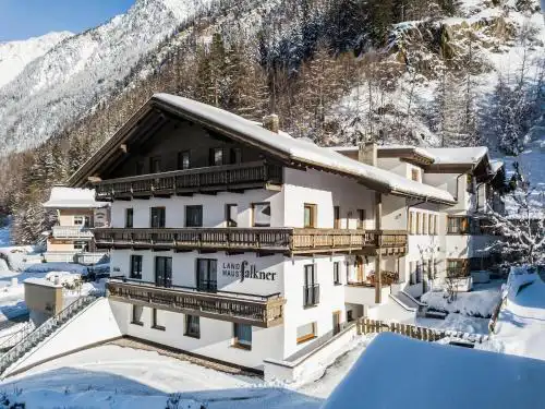 Apartment in Sölden near Giggijochbahn