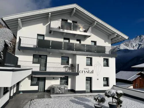 Haus Crystal