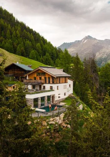 Leni Mountain Chalet