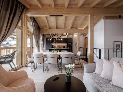 Leni Mountain Lodge