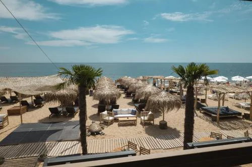 GoldenSands Apartments