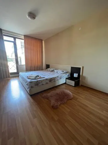 Huge Iglika 2 bedroom apartment