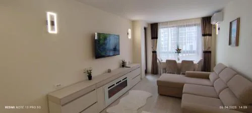 Skyline Sea View - Топ център Златни пясъци, първа линия