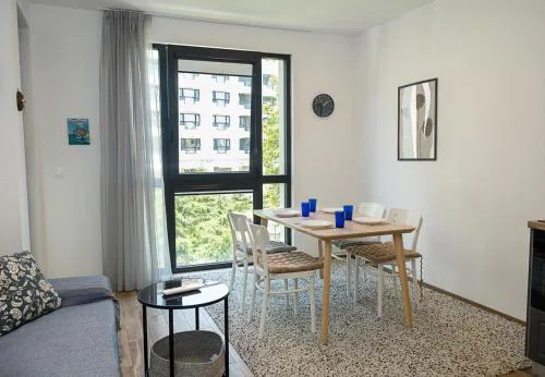 Modern 2-Bedroom Flat with Balcony in Azur Premium by Flat mаnаger