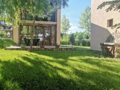 Вилно селище Зора
