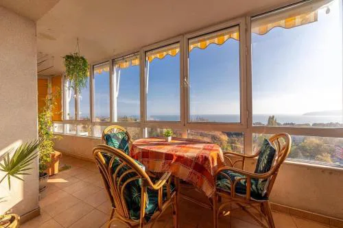 Above the Sea Wake Up Over Varna Blue Horizon