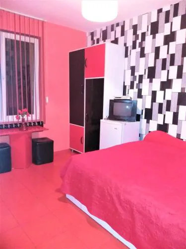 APARTMENT LEO 2
