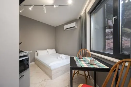 Central Apartments with Patio Close to Sea