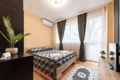 Downtown Аpartment with Free Parking