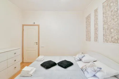 Grand Central Elegance - 2BR