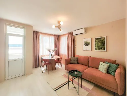 Marina's Flat