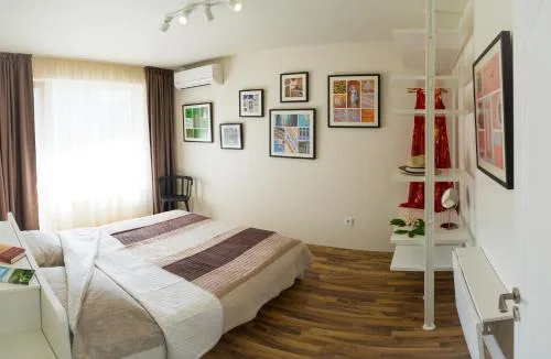 Sea grape wine flat in old center