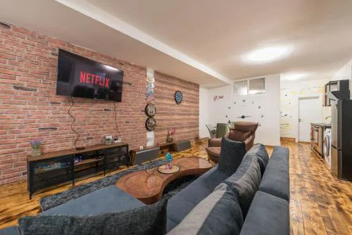 Sea Peace Apartment with Free parking