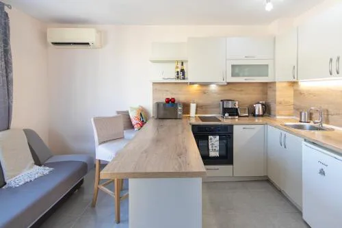 The Captain Be my guests! by RV Apartments