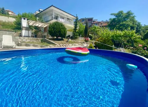 Villa Stella - private house with parking spot, pool and sea view