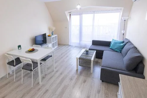 ViolaSuite in Varna South Bay by RV Apartments
